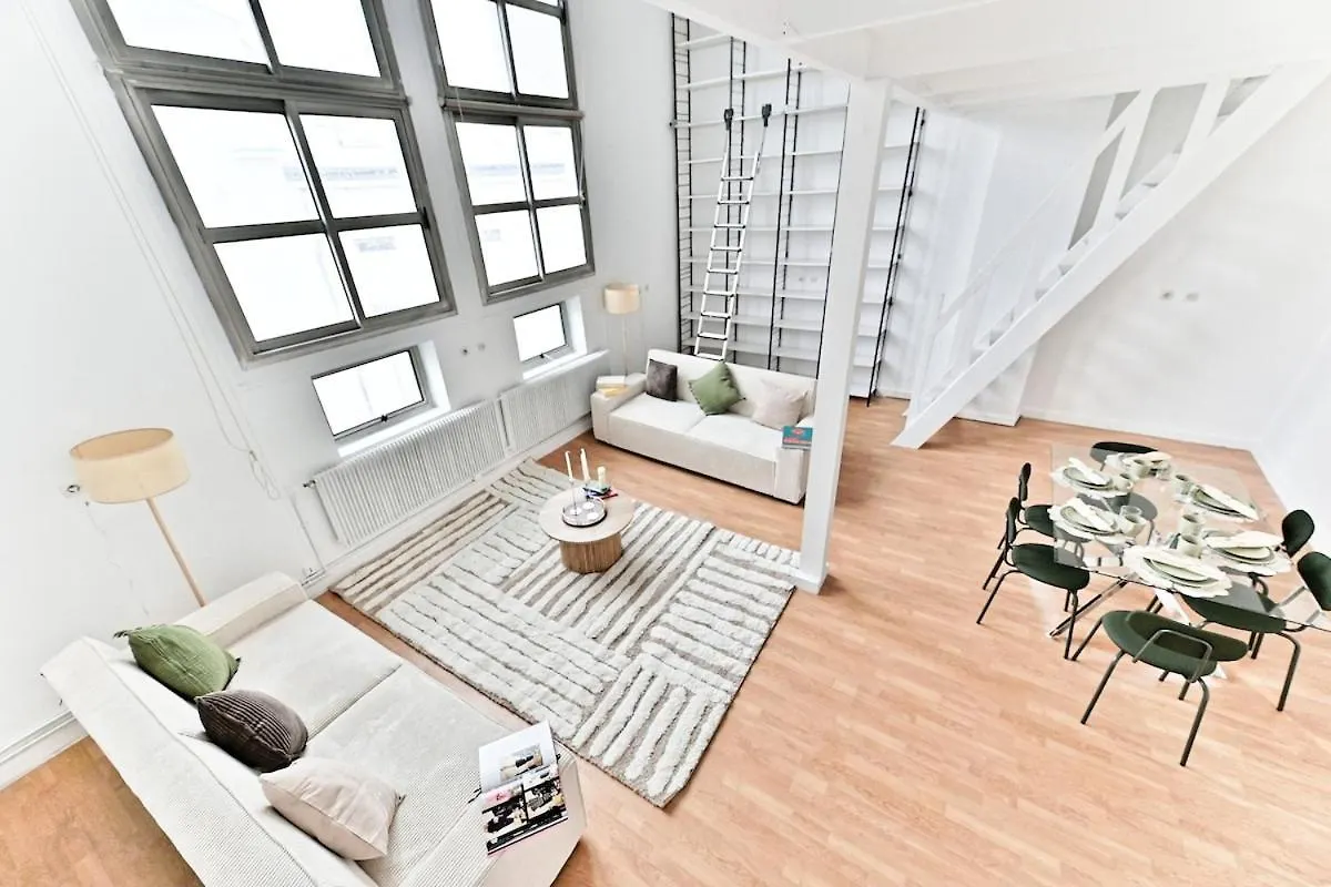 Charming Very Spacious Apartment, Paris 9Eme Apartment