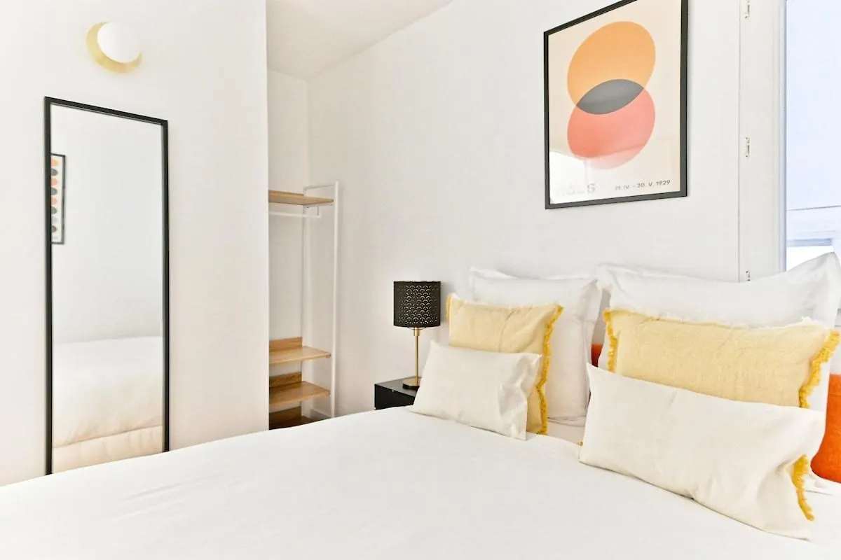 Apartamento Charming Very Spacious Apartment, Paris 9Eme França